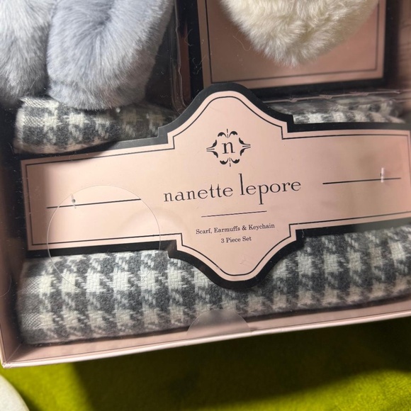 New in Box Nanette Lepore Scarf, Earmuff & Keychain Accessory Set - Picture 10 of 10